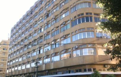 Fachada do prédio de Duque de Caxias