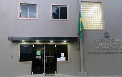 Fachada do prédio de Itaperuna