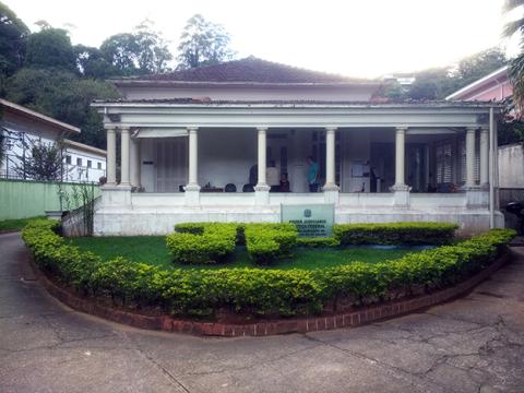 Fachada da casa da Justiça Federal em Petrópolis
