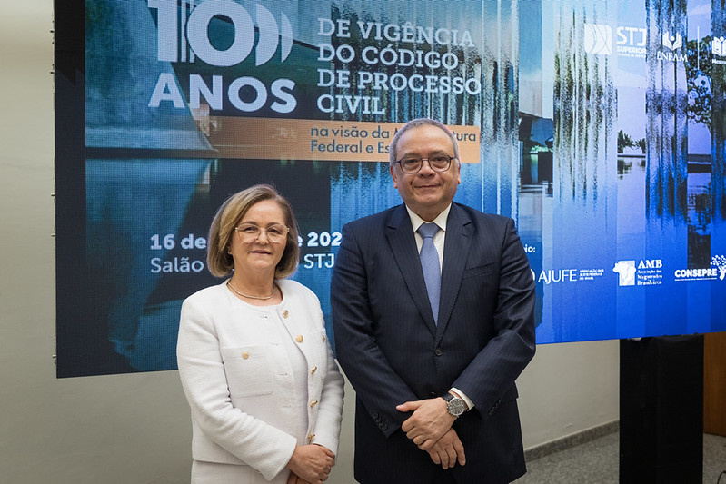 Ministra do STJ Maria Marluce Caldas e Presidente do TRF2, Desembargador Federal Luiz Paulo da Silva Araújo Filho. Foto: Rafael Luz/STJ