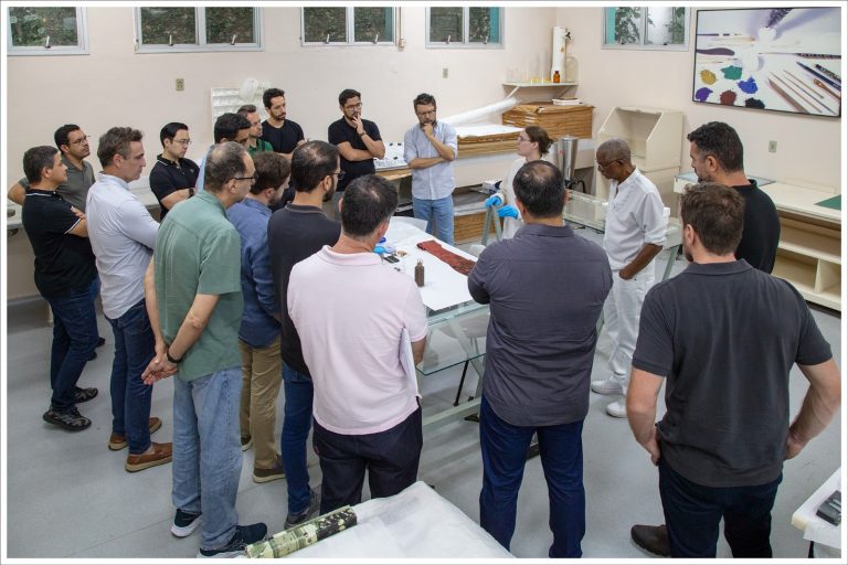 Apresentação do acervo Nosso Sagrado ao grupo de magistrados