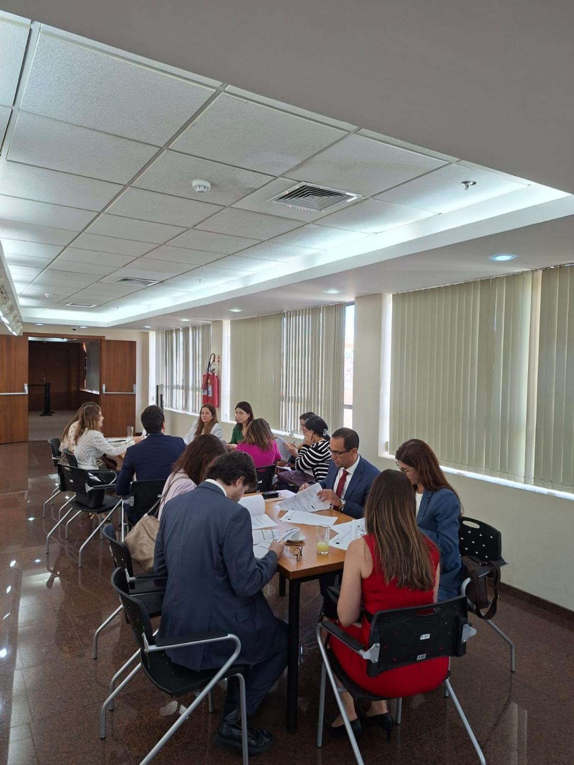 Grupos de trabalho