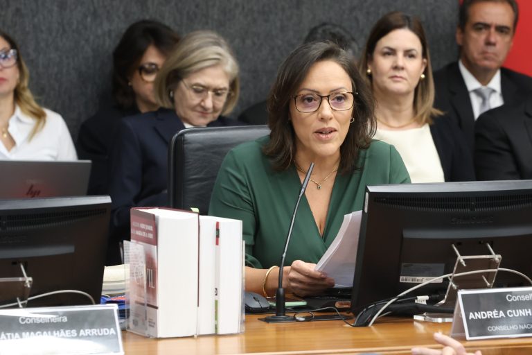 Desembargadora do Tribunal Regional Federal da 2ª Região (TRF-2) Andréa Cunha Esmeraldo. Foto: CNJ.