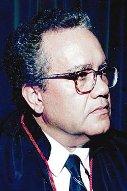 Desembargador federal Chalu Barbosa
