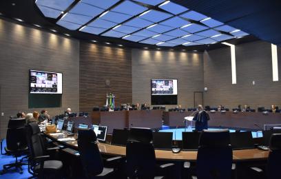 Foto de uma Sessão de Julgamento da Turma Regional de Uniformização (TRU) da 2ª Região no Plenário do TRF2