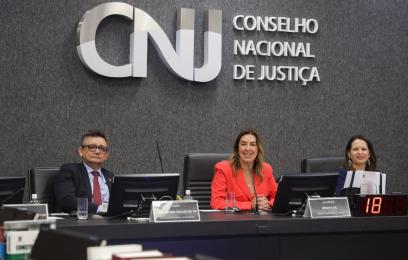 Foto da conselheira do CNJ Renata Gil que conduziu solenidade de entrega do 4º Prêmio Viviane Vieira do Amaral. foto: Ana Araújo/Ag. CNJ 