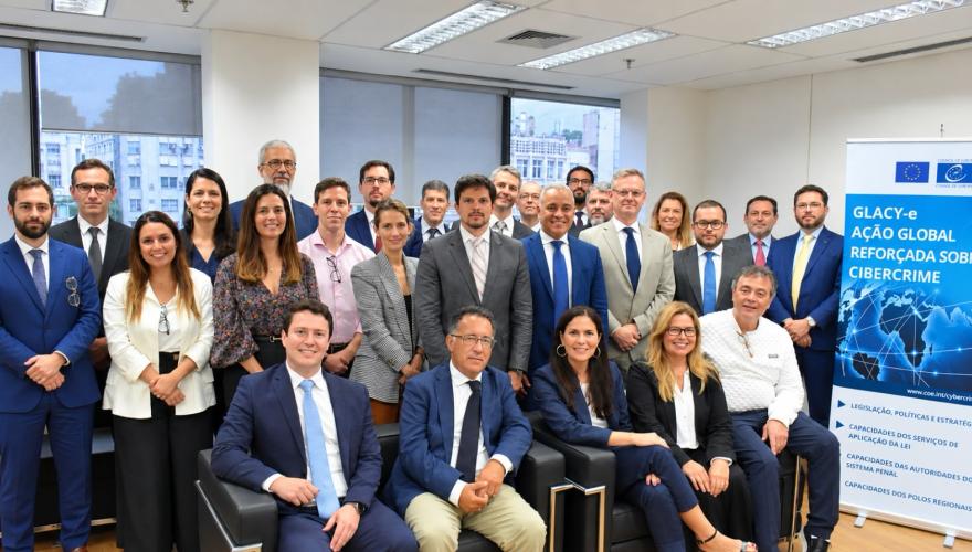 Magistrados participantes do evento e os instrutores